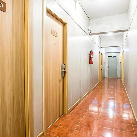 บีทู เชียงราย ไนท์ บาร์ซา บูติค แอนด์ บัดเจ็ท โฮเทล Hotel ภายนอก รูปภาพ